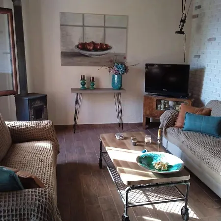 Maro's Agios Lavrentios